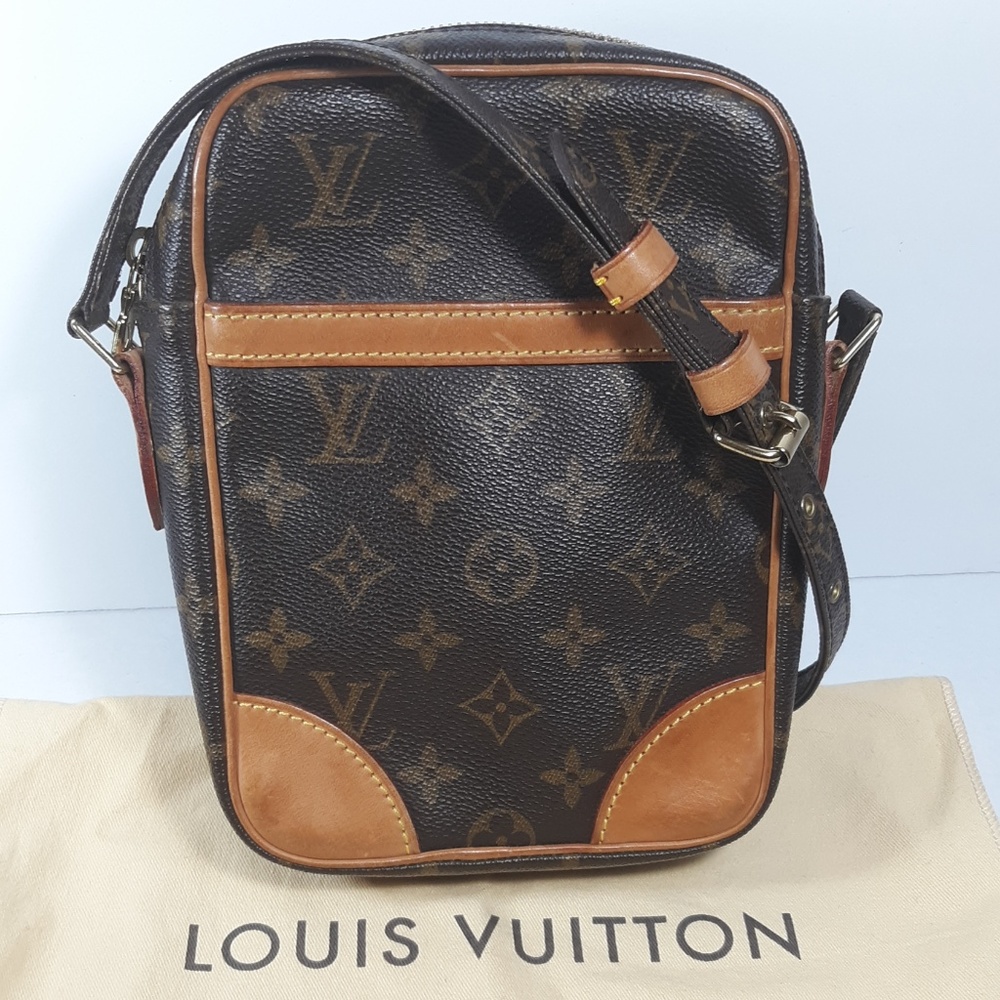 LOUIS VUITTON Amazon Monogram Crossbody Bag